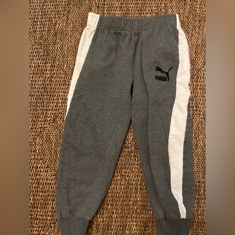 Puma sweatpants in like new shape